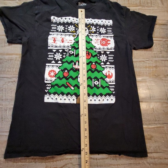 Star Wars Mens Black T-Shirt Sz M Death Star Christmas Tree Fifth Sun 8 Bit - Picture 4 of 6